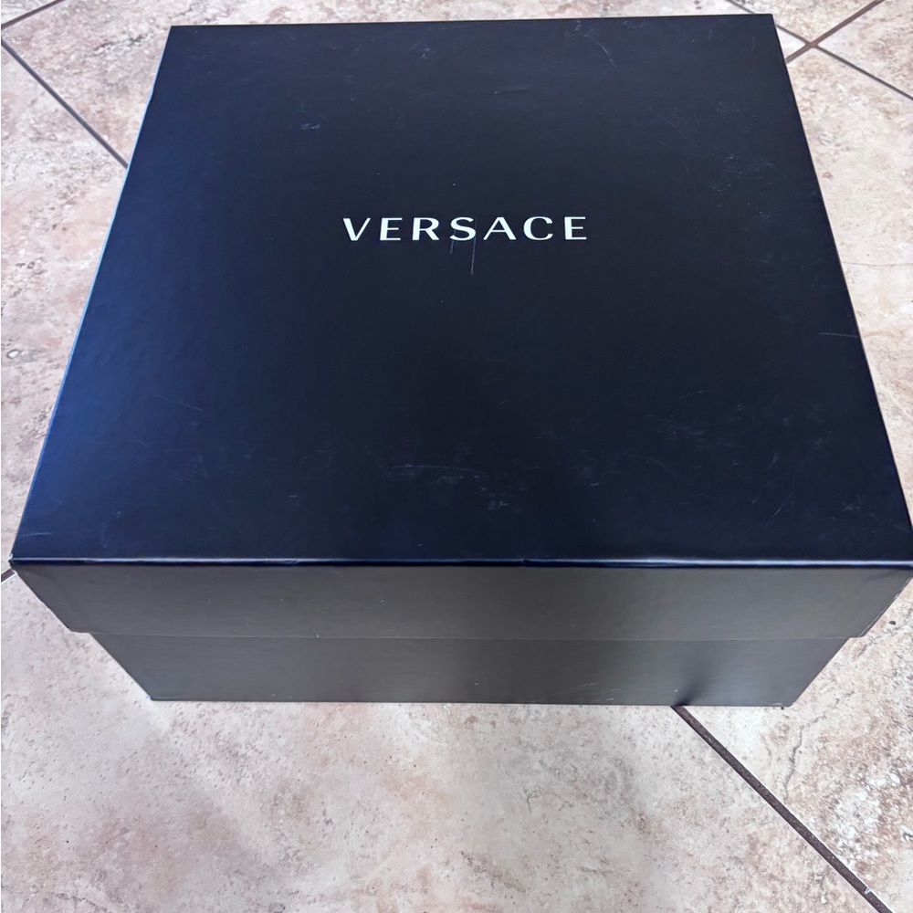 Versace Blue and Yellow Graphic Bucket Hat - Picture 7 of 8